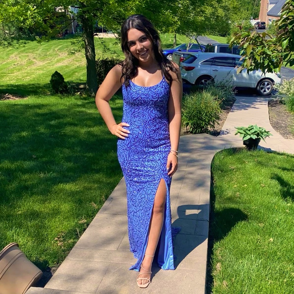 Primavera beaded prom gown size 4